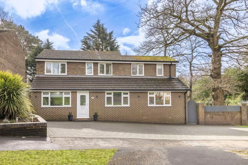 4 bed detached house for sale in Southridge Rise, Crowborough TN6 Zoopla