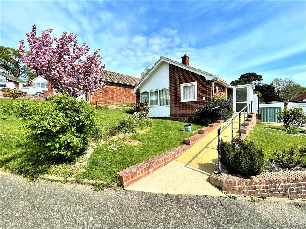 2 bed detached bungalow for sale in Cardinals Close, BexhillOnSea