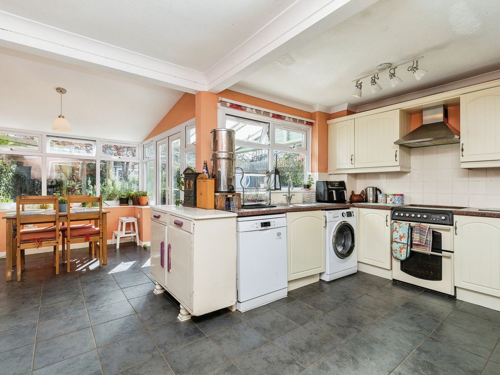 5 bed end terrace house for sale in Kestrel Drive, Bristol BS16 Zoopla