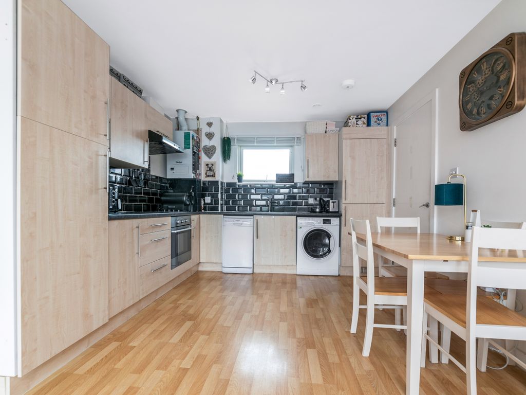 1 bed flat for sale in West Way, Ruislip HA4 Zoopla