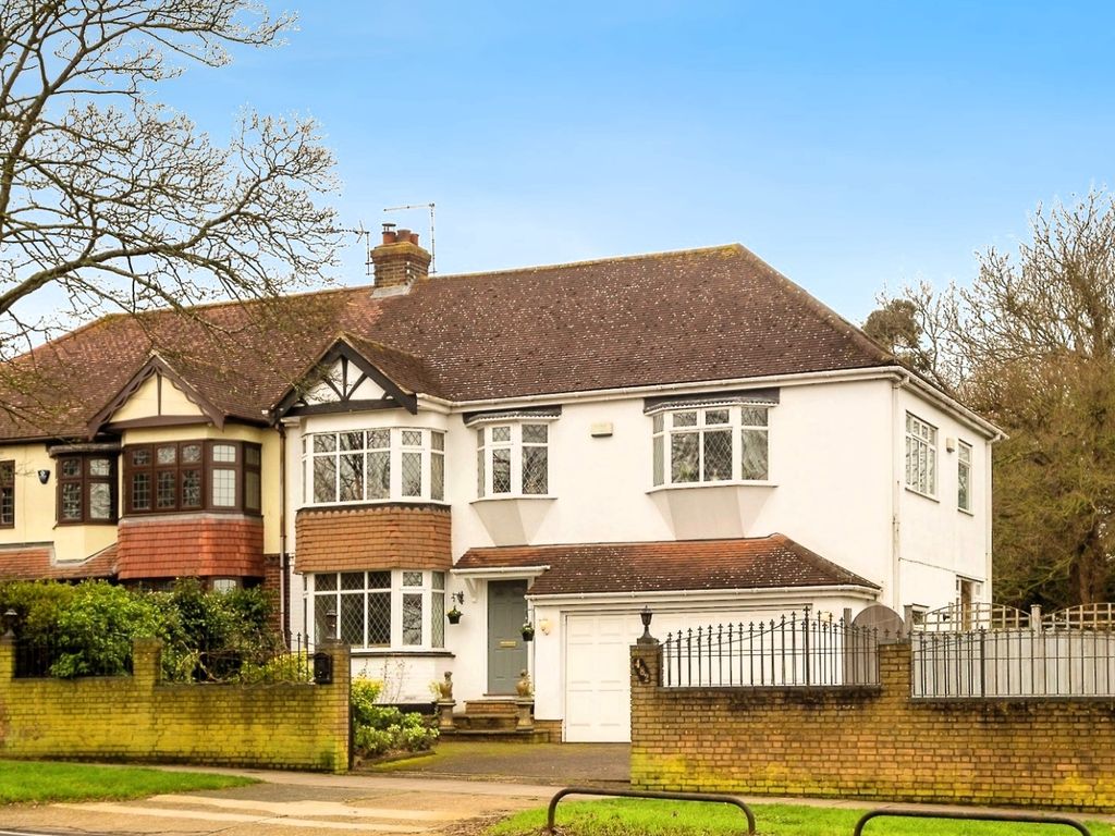 6 bed semidetached house for sale in City Way, Rochester ME1, £750,000