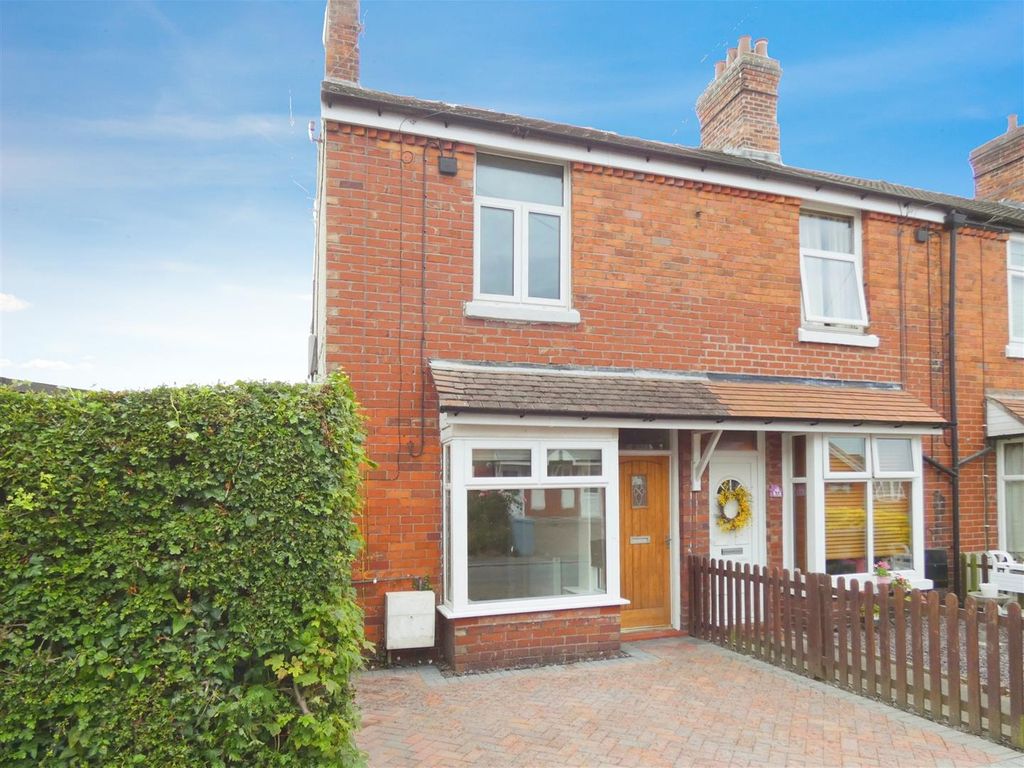 3 bed end terrace house to rent in Bold Street, Haslington, Crewe CW1