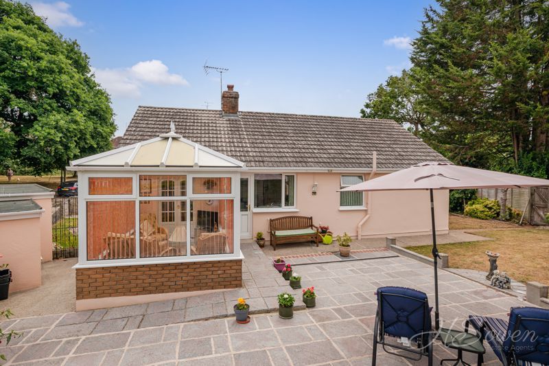 2 bed bungalow for sale in Oak Park Avenue, Torquay TQ2 Zoopla