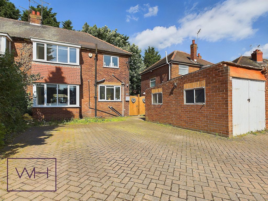3 bed property for sale in Northfield Road, Sprotbrough, Doncaster DN5