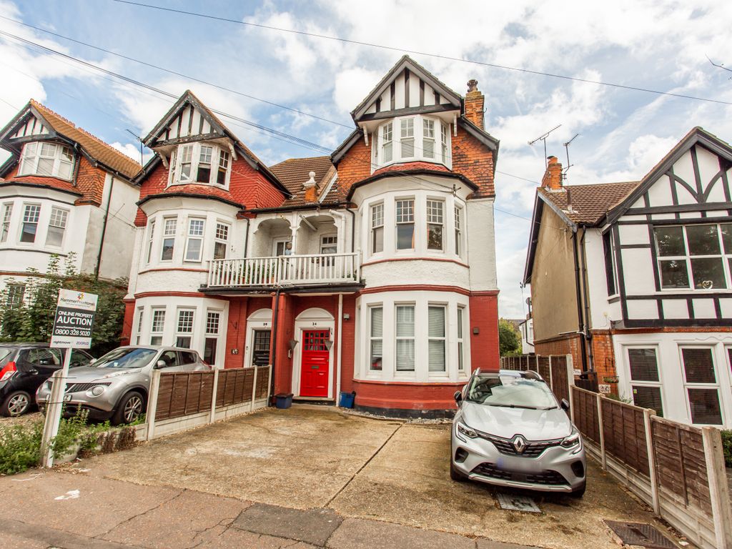 1 bed flat for sale in Palmerston Road, WestcliffeOnSea SS0, £96,000