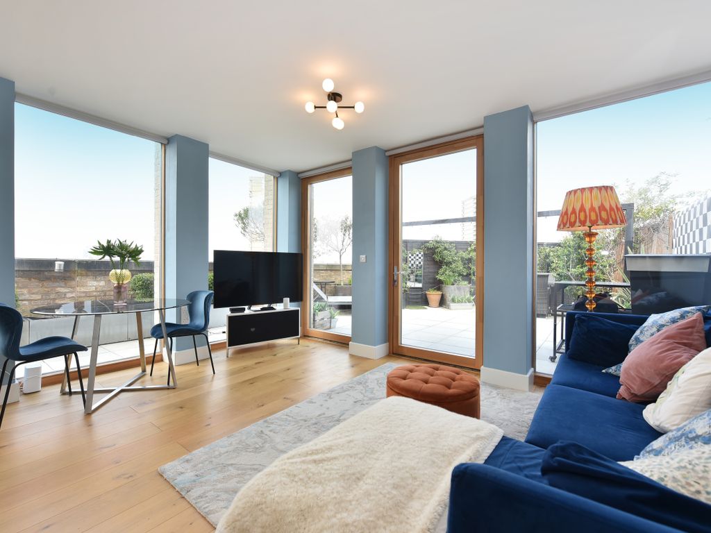 1 bed flat for sale in Railway, Lockton Street, London W10, £625,000 Zoopla