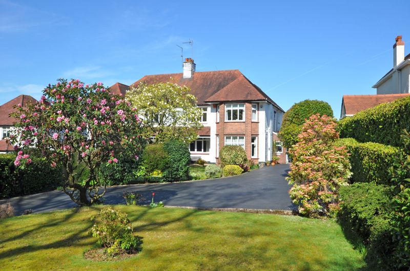 4 bed semidetached house for sale in Outstanding Gardens, Glasllwch