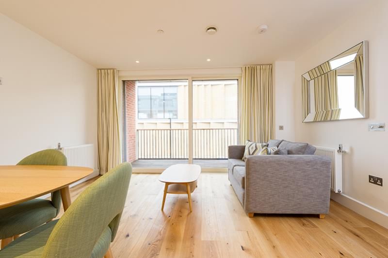 1 bed flat to rent in Norfolk Street, Oxford, Oxfordshire OX1, £1,800