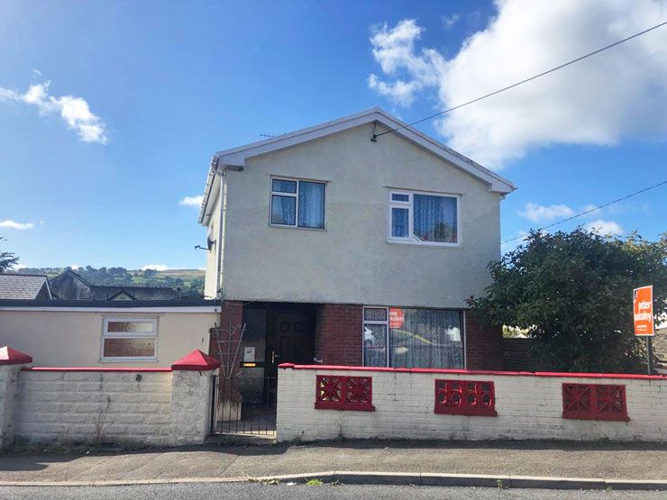 3 bed detached house for sale in Beech Embankment, Ystrad Mynach