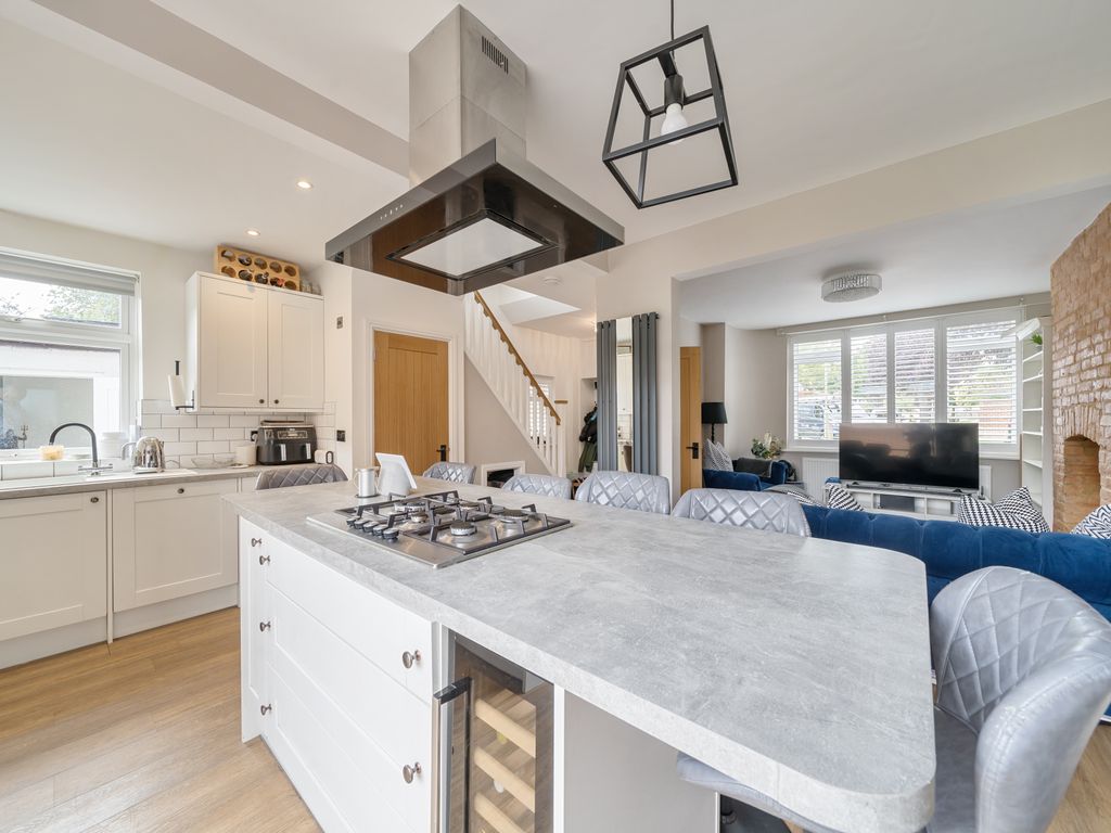 3 bed semidetached house for sale in Empress Drive, Chislehurst, Kent