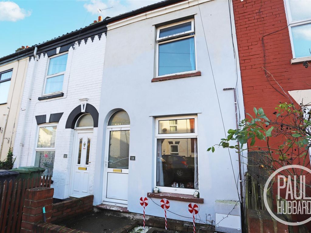 2 bed terraced house for sale in Anson Road, Southtown NR31, £125,000