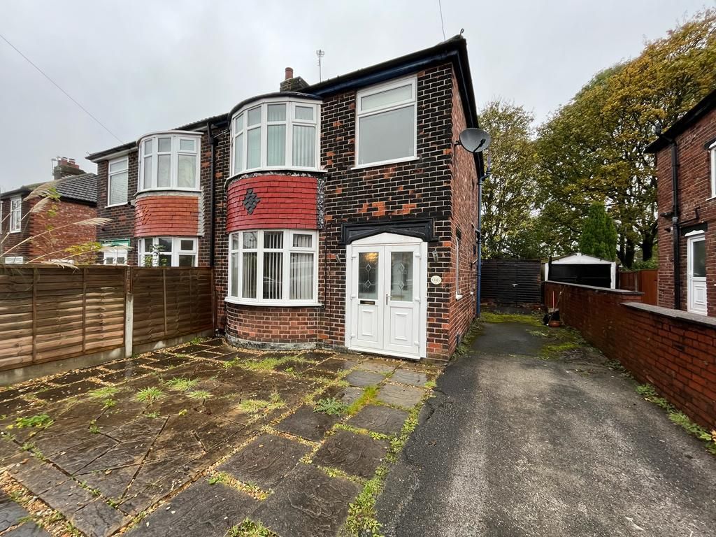 3 bed semidetached house for sale in Nicholson Road, Hyde SK14, £