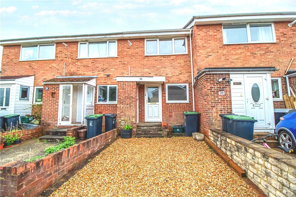 2 bed detached house for sale in Ferndown, Dorset BH22, £210,000 Zoopla