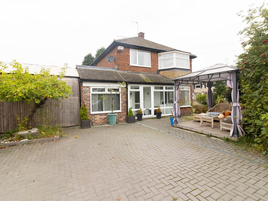 3 bed semidetached house for sale in Brinkburn Avenue, Gosforth