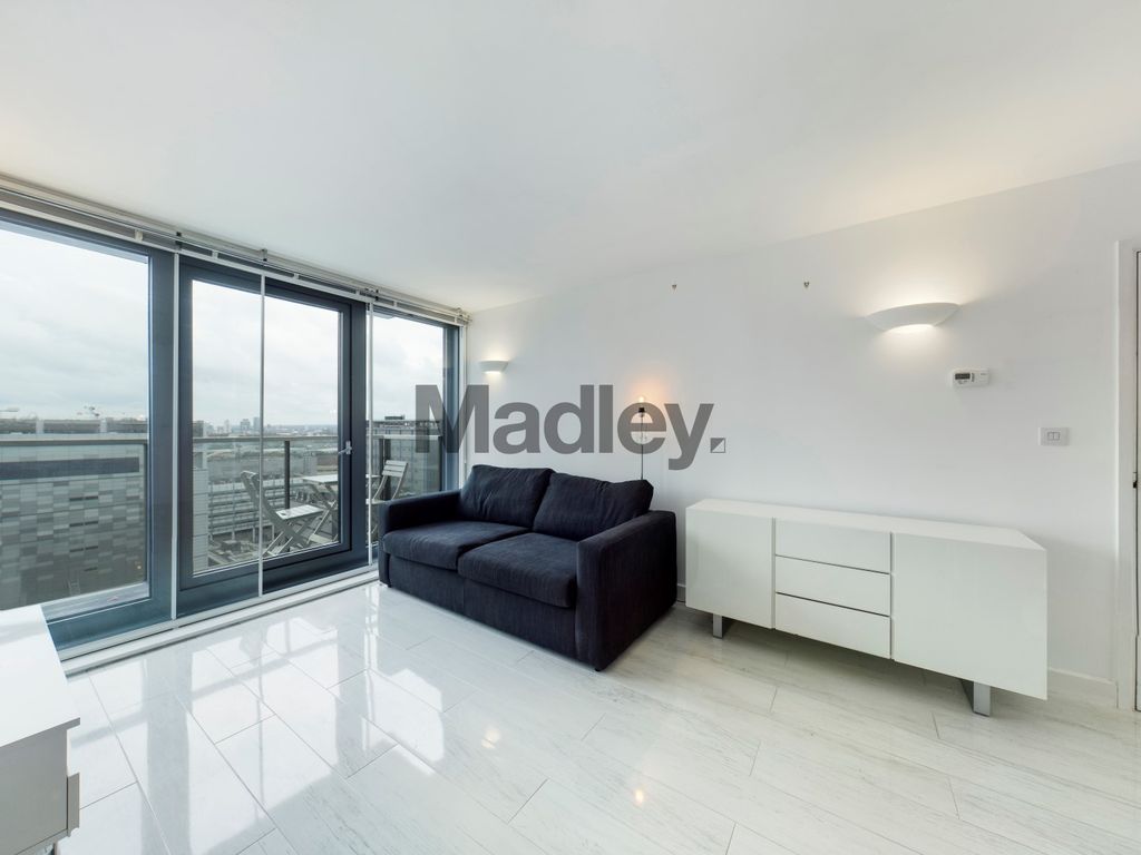 1 bed flat to rent in Blackwall Way, London E14 Zoopla