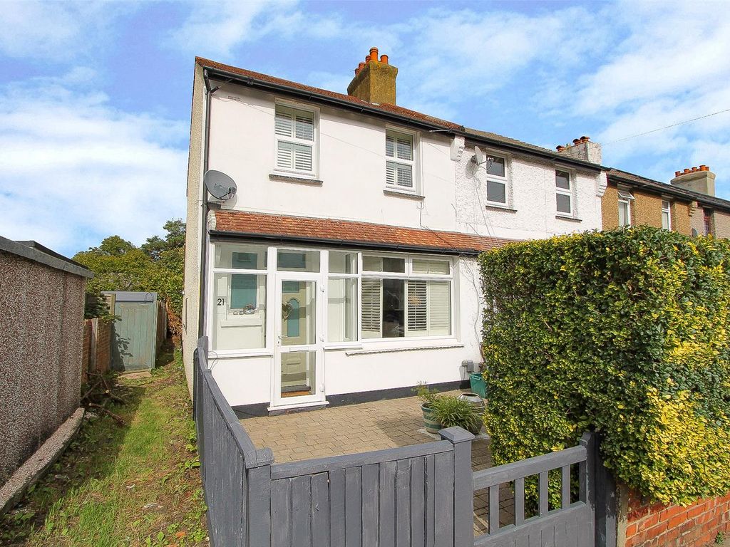 3 bed end terrace house for sale in Cranfield Road East, Carshalton SM5