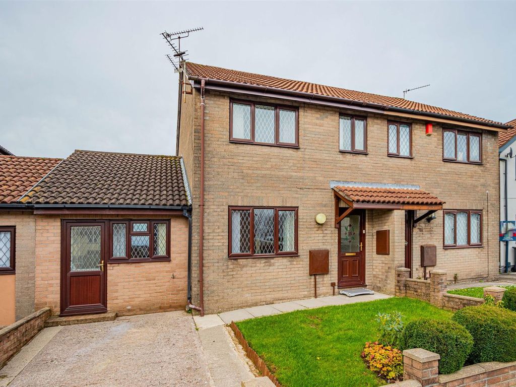 3 bed semidetached house for sale in Falconwood Drive, The Drope, Cardiff CF5, £290,000 Zoopla
