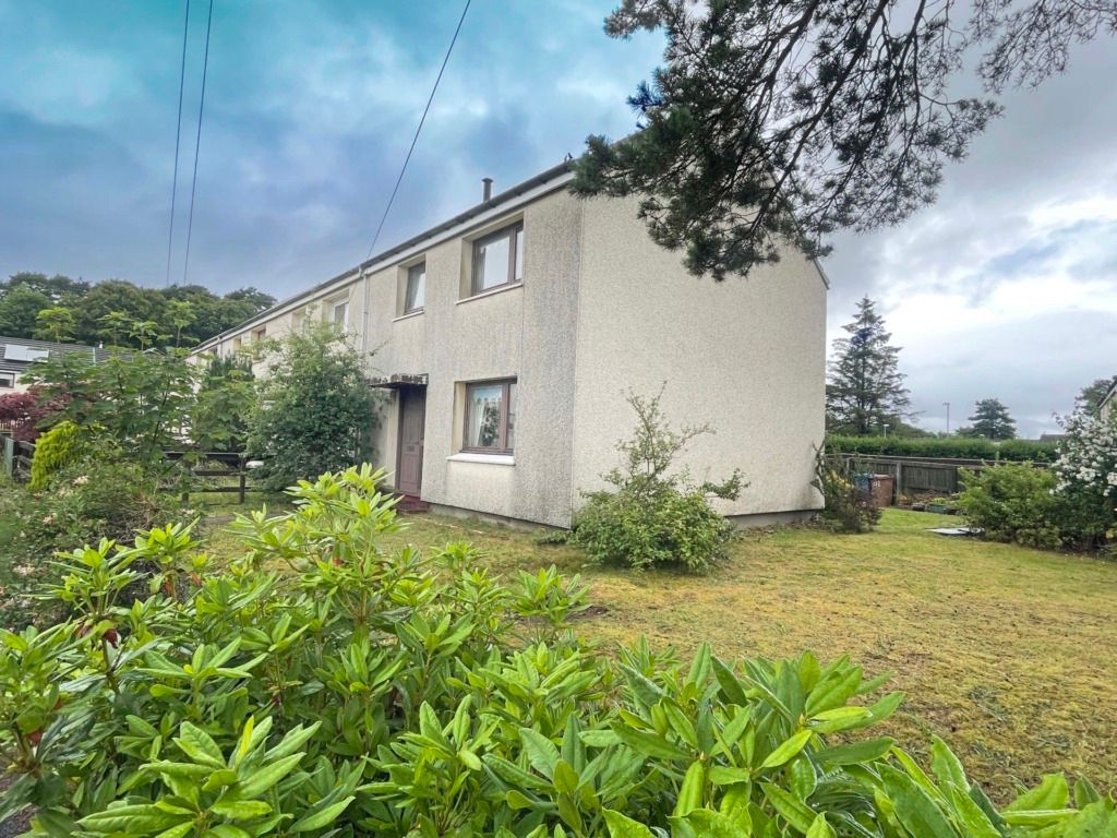 3 bed end terrace house for sale in 152 Kilmallie Road, Caol, Fort