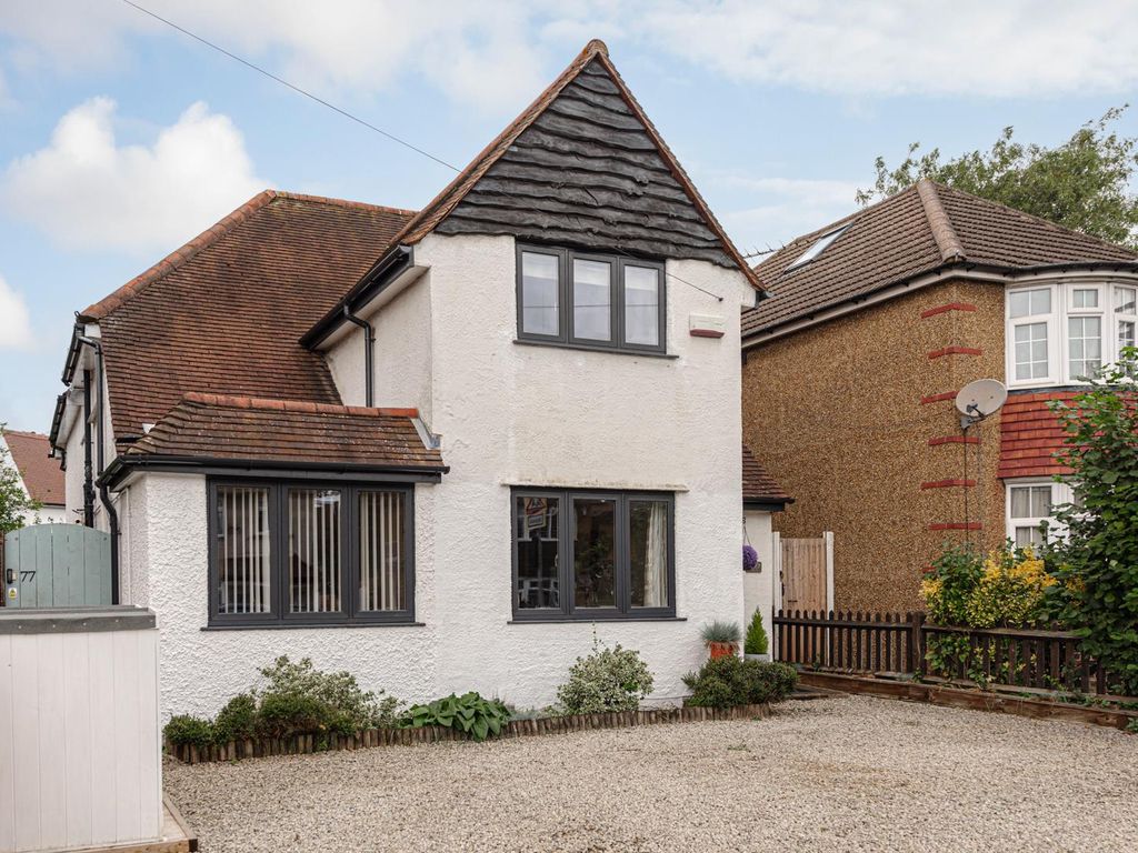 4 bed detached house for sale in Temple Road, Epsom KT19, £900,000 Zoopla