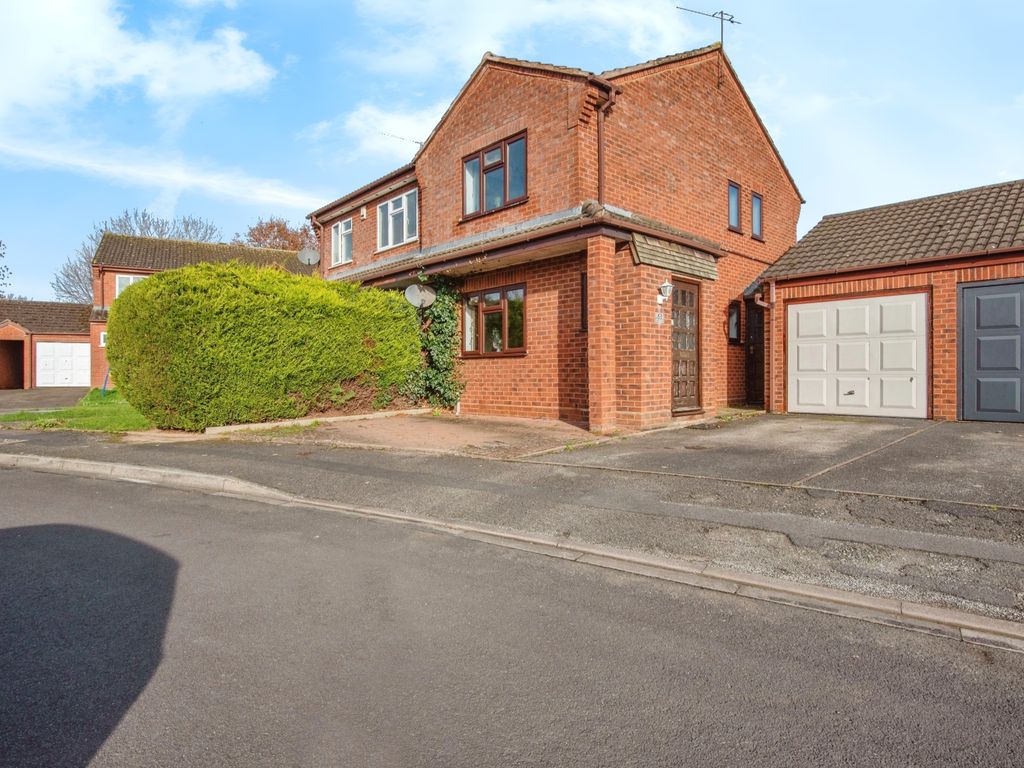 2 bed semidetached house for sale in Kingfisher Close, Worcester WR5