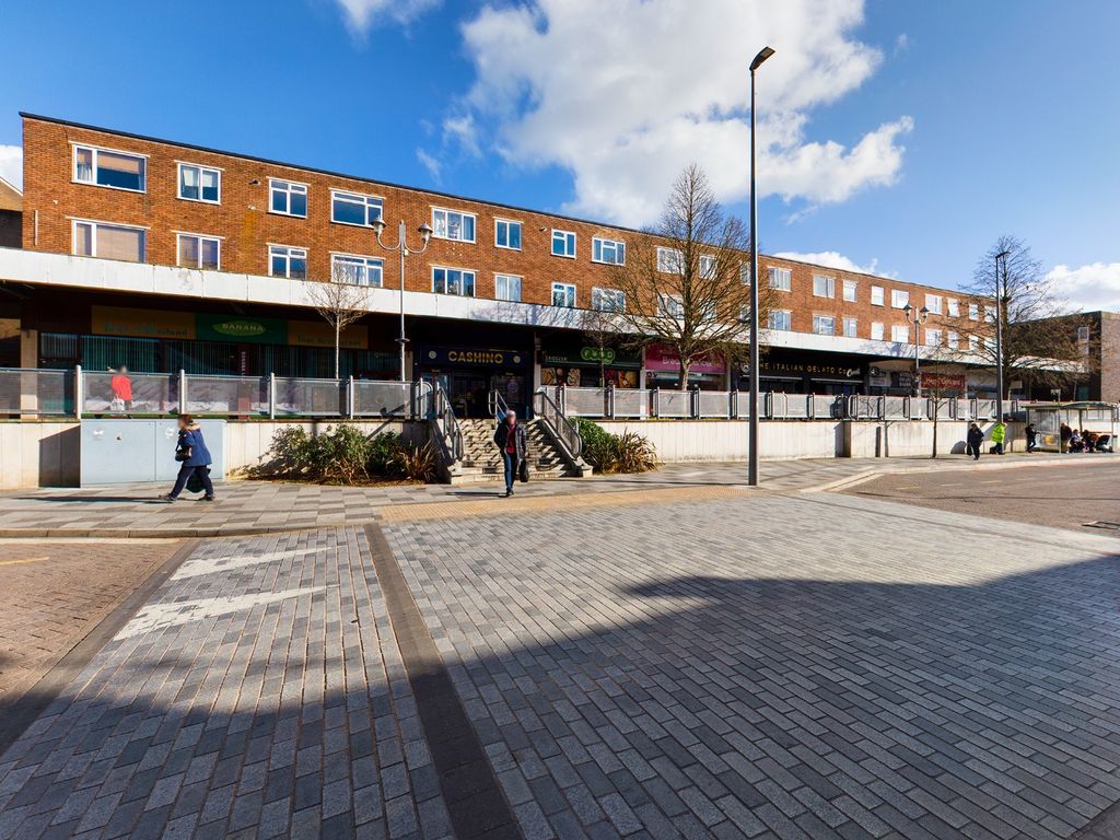 Camden House, Marlowes, Hemel Hempstead, Hertfordshire HP1  
