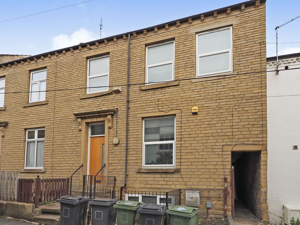 5 bed property for sale in Bath Street, Huddersfield HD1 Zoopla