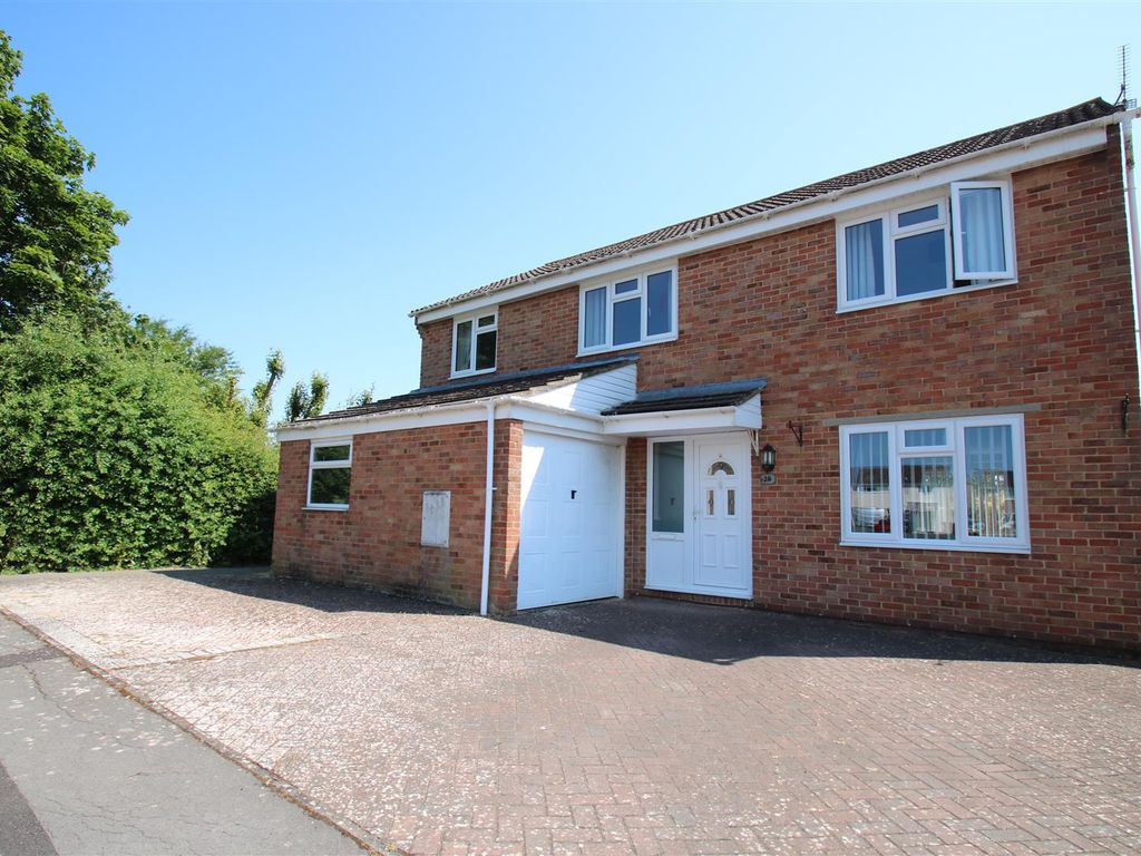 5 bed detached house for sale in Manton Close, Trowbridge BA14 Zoopla