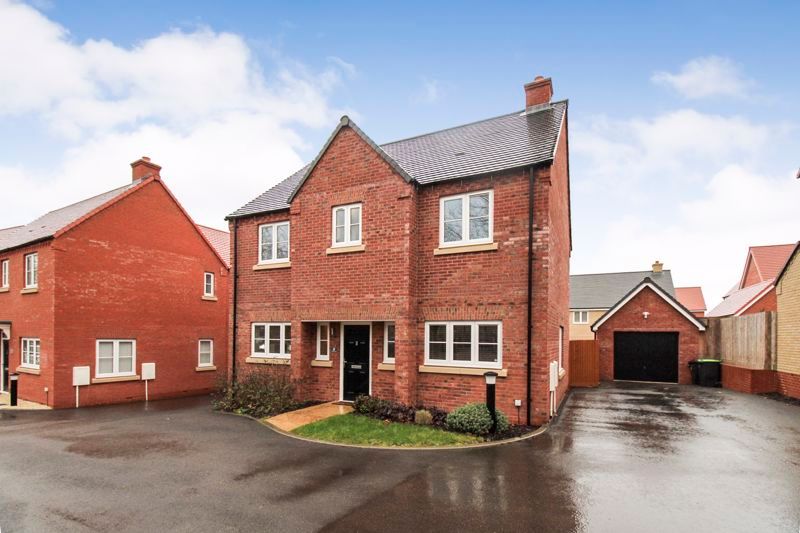 4 bed detached house for sale in Walk, New Cardington MK42 Zoopla