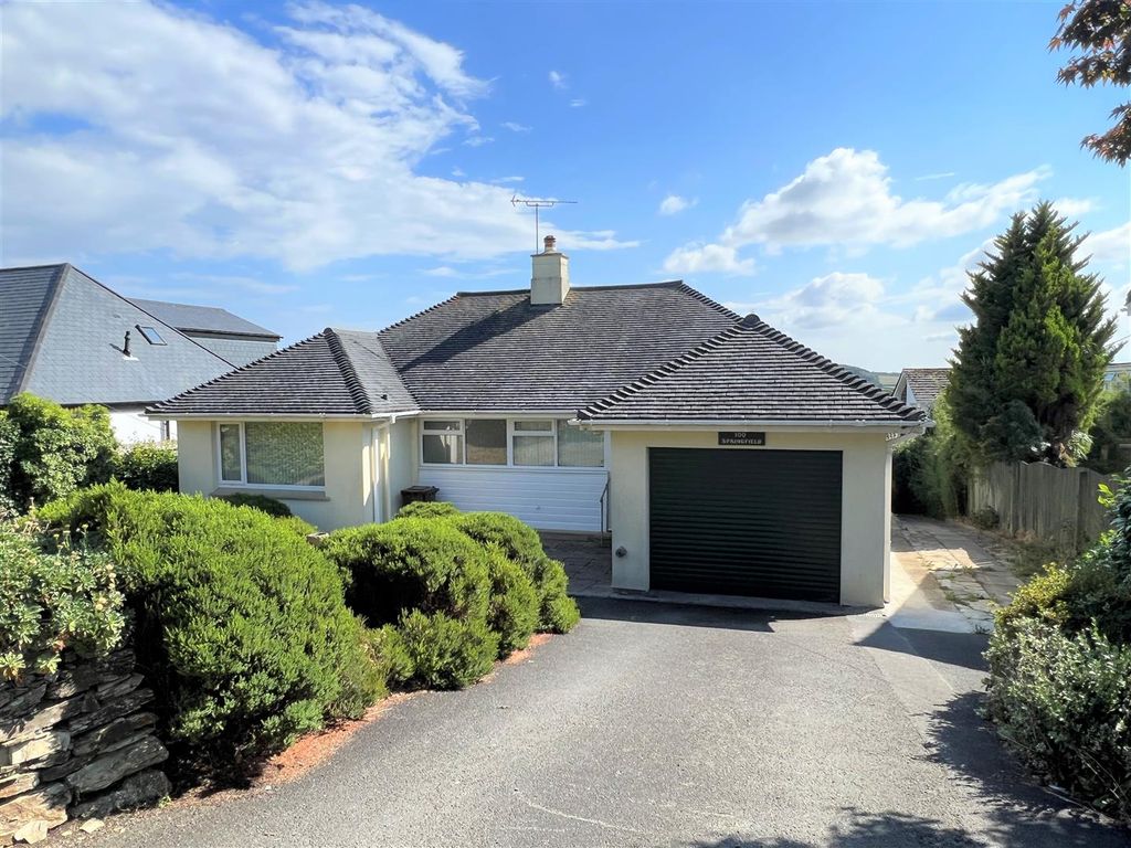 2 bed detached bungalow for sale in Eastbourne Road, St Austell, St