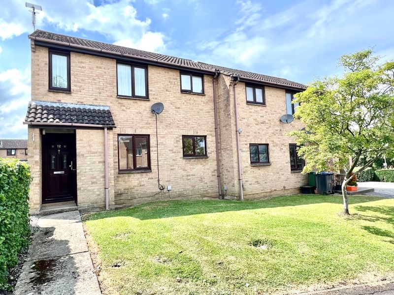 1 bed for sale in Highgrove Close, Calne SN11, £129,500 Zoopla