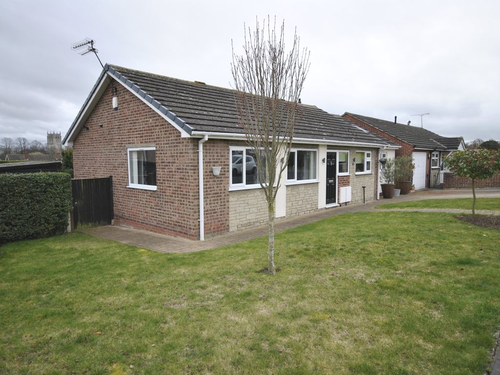 2 bed detached bungalow for sale in All Hallowes Drive, Tickhill