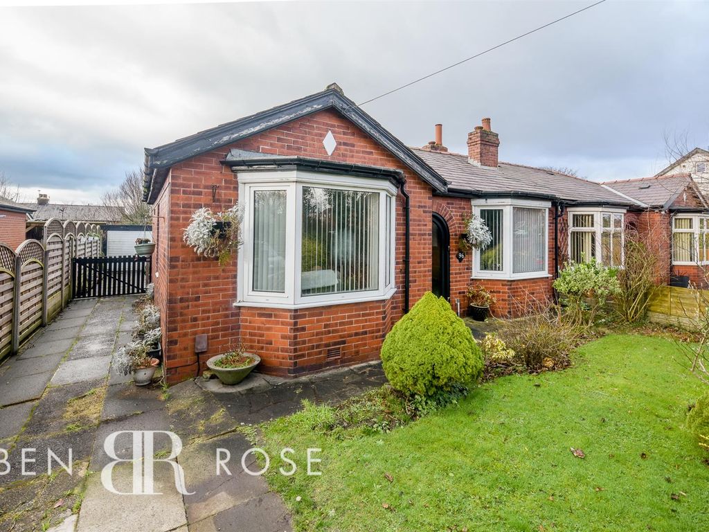 2 bed bungalow for sale in Pilling Lane, Chorley PR7, £179,995 Zoopla