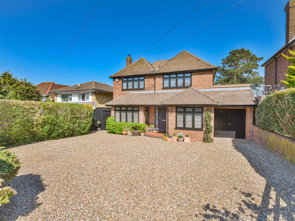 4 bed detached house for sale in Little Bushey Lane, Bushey WD23, £
