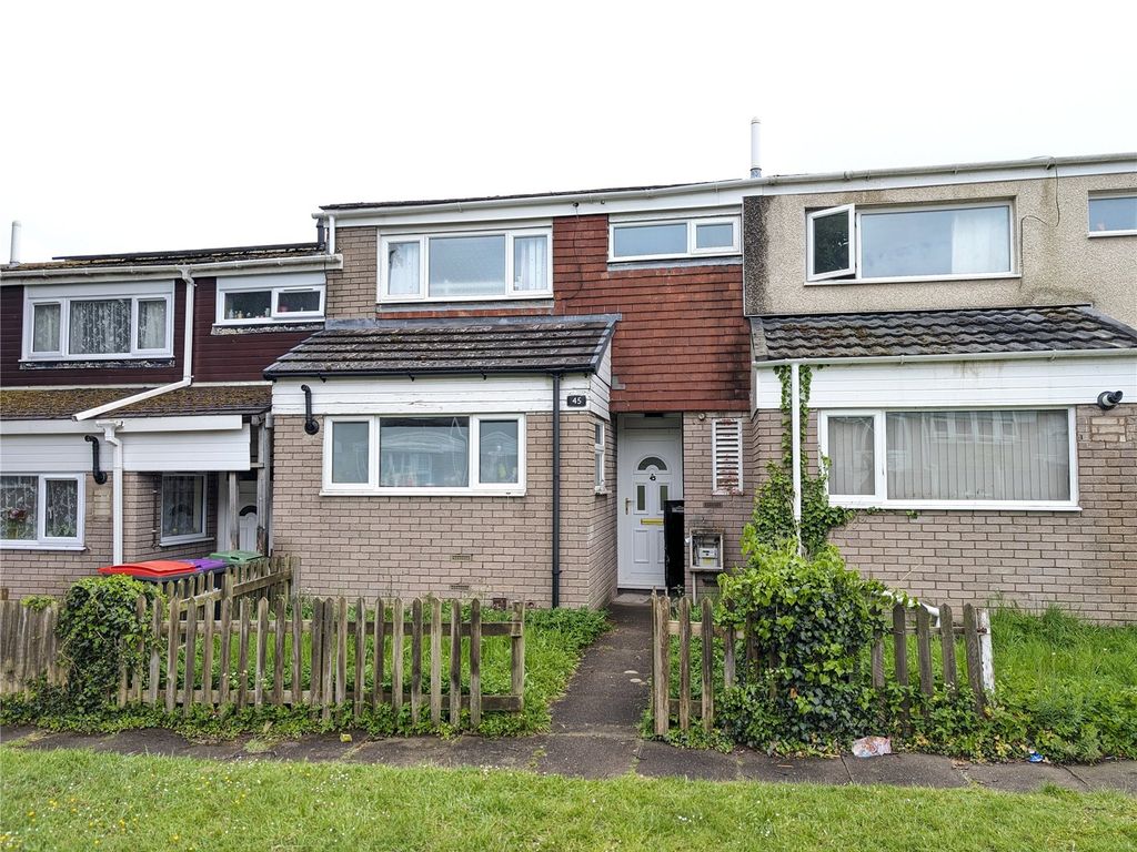 3 bed detached house for sale in Willowfield, Woodside, Telford