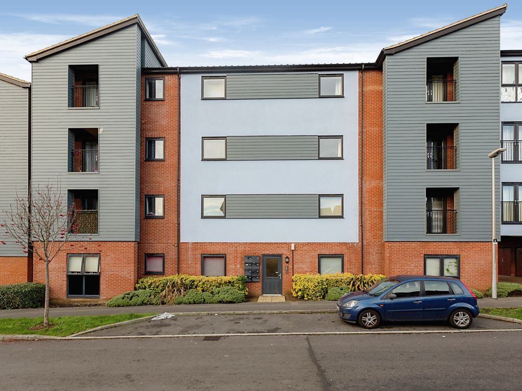 2 bed property for sale in Harley Drive, Walton, Milton Keynes