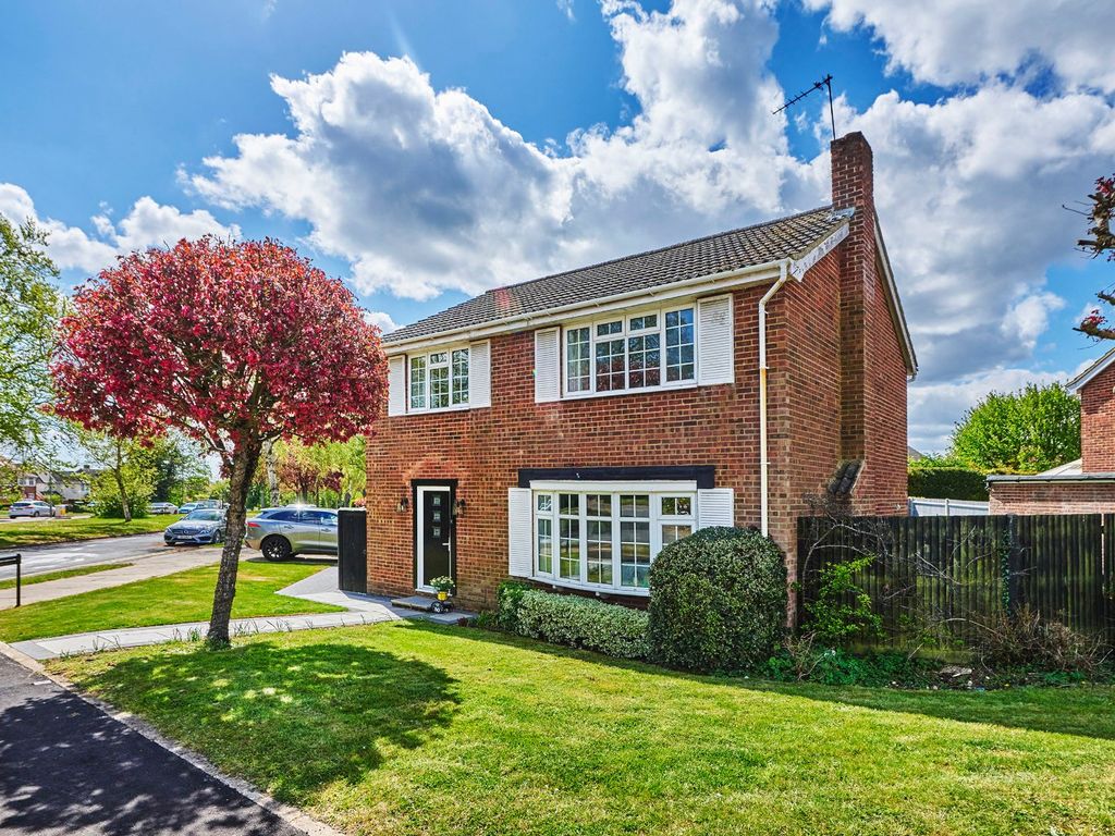 4 bed detached house for sale in Watling Street, St. Albans