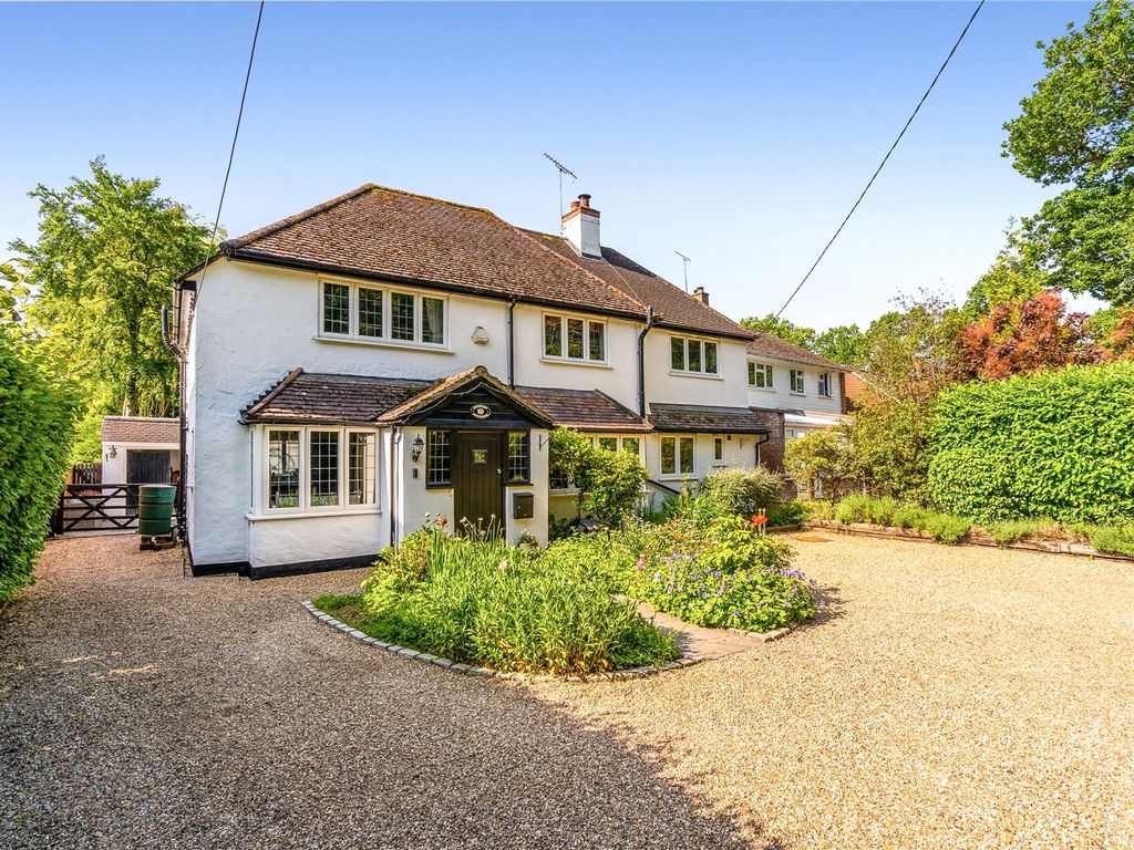 4 bed detached house for sale in Guildford Road, Normandy GU3, £900,000