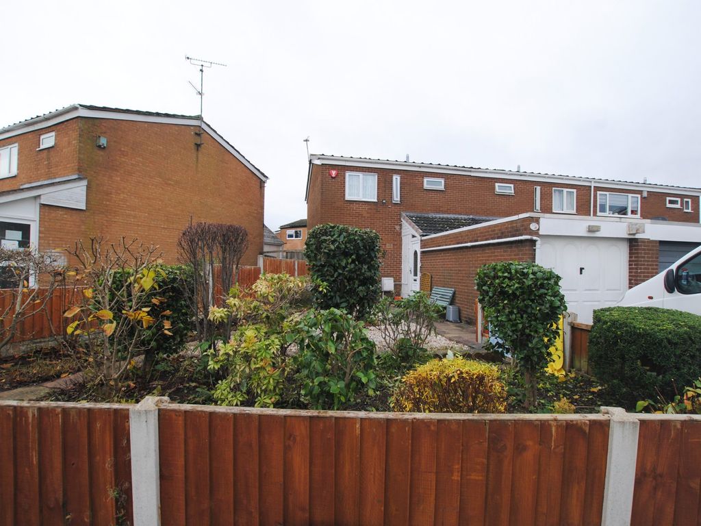 3 bed end terrace house for sale in Briarwood, Brookside, Telford, 1Ty. TF3, £140,000 Zoopla