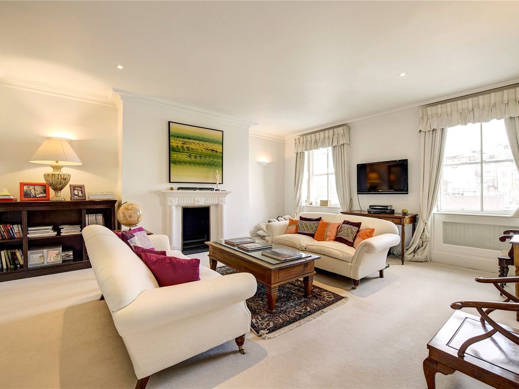 2 bed flat to rent in Hertford Street, Mayfair W1J Zoopla