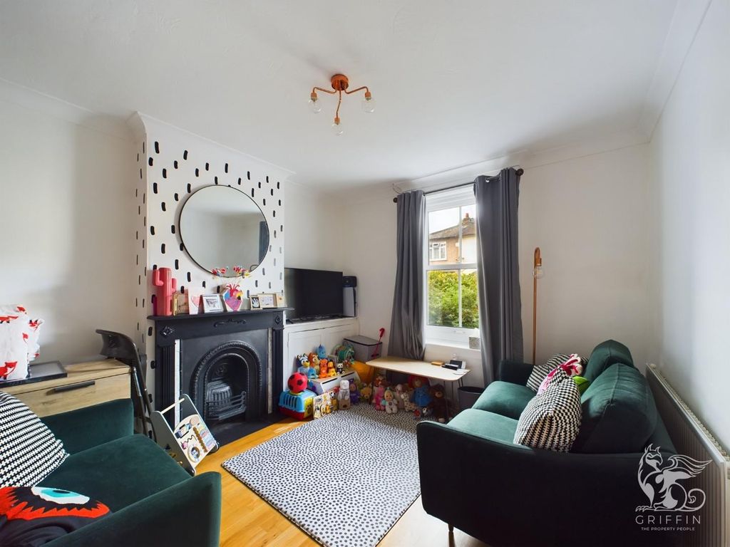 3 bed terraced house for sale in Street, Gidea Park, Romford RM1