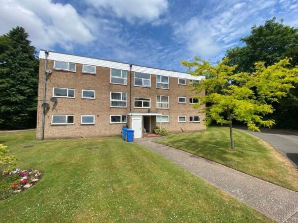 2 bed flat to rent in Green Road, Solihull B92, £900 pcm Zoopla