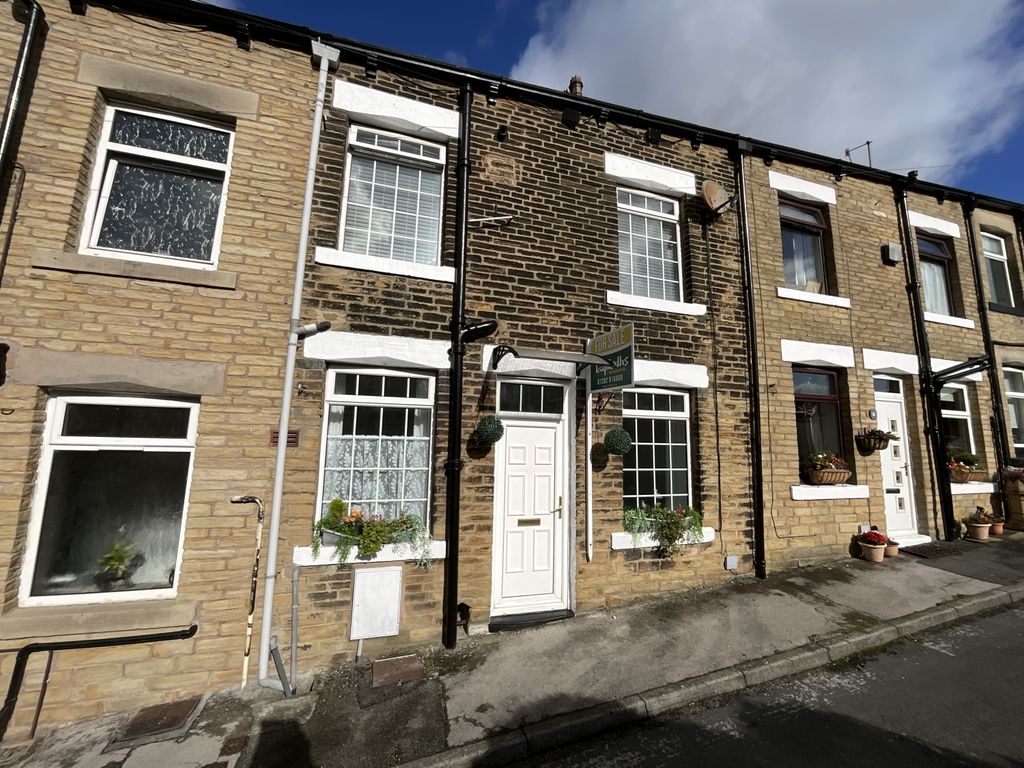 1 bed terraced house for sale in 10, Robert Street, Barnoldswick BB18