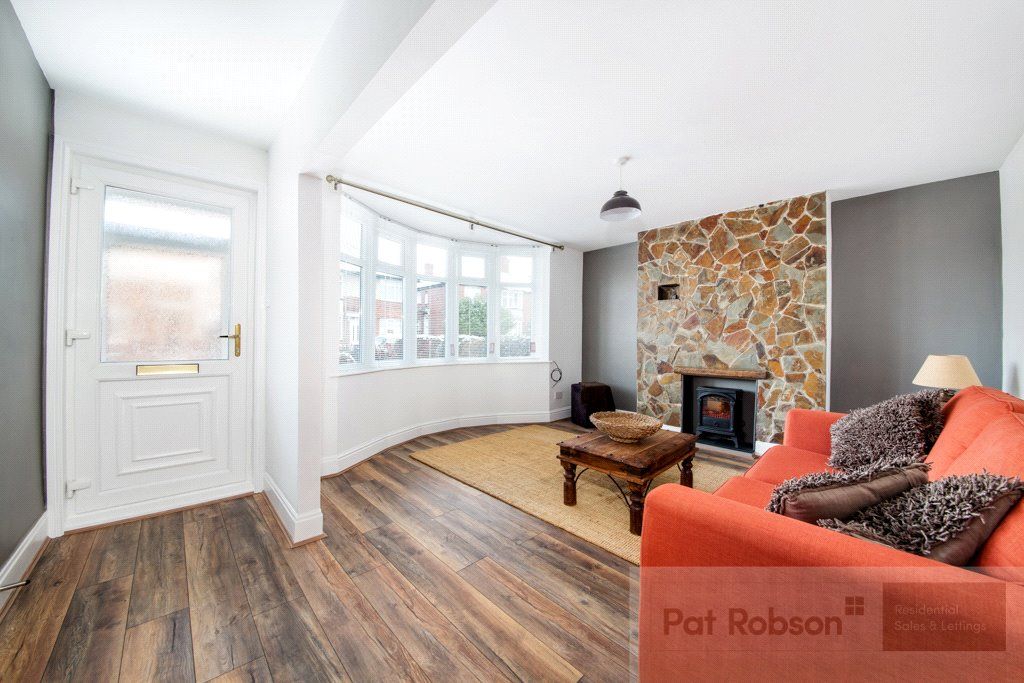 2 bed flat to rent in Guelder Road, High Heaton, Newcastle Upon Tyne