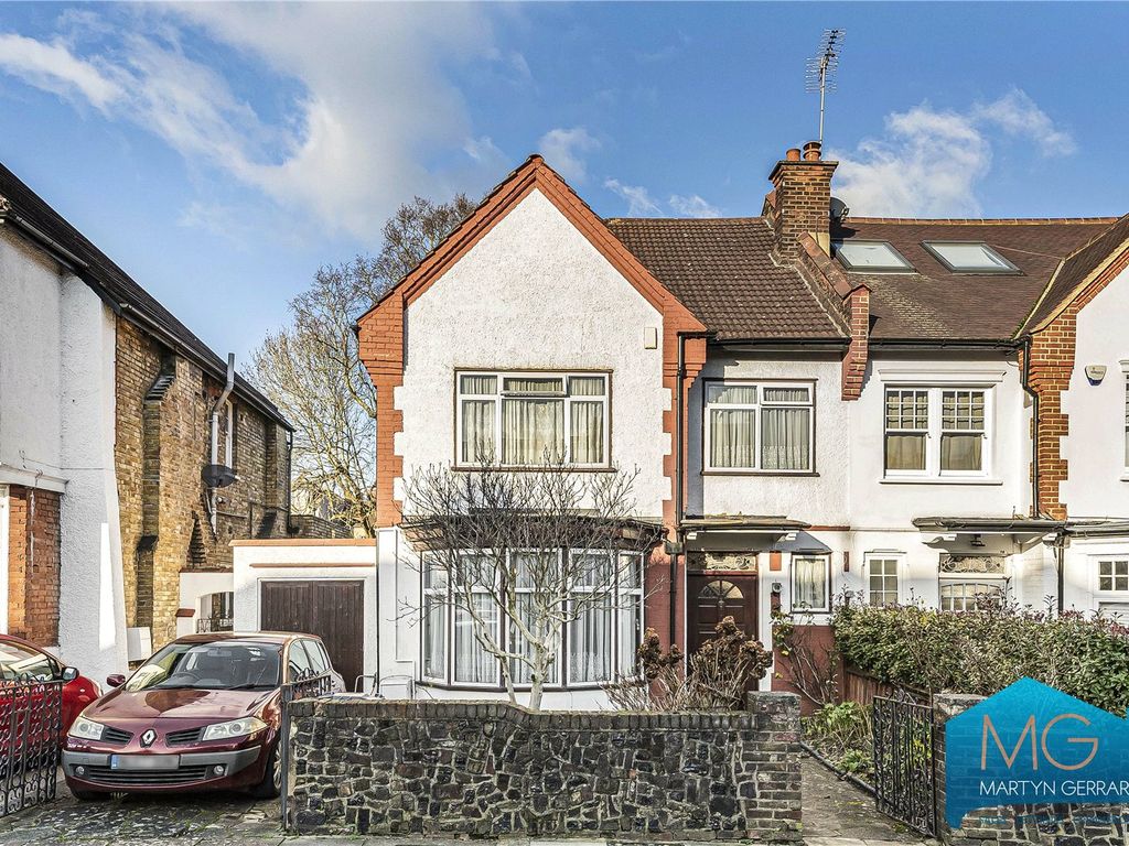 4 bed semidetached house for sale in Park Crescent, Finchley Central, London N3, £1,200,000