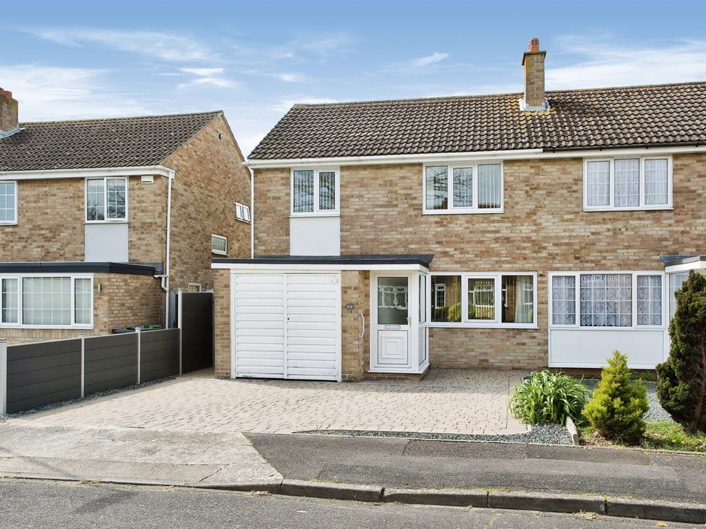 3 bed semidetached house for sale in Haselworth Drive, Gosport PO12