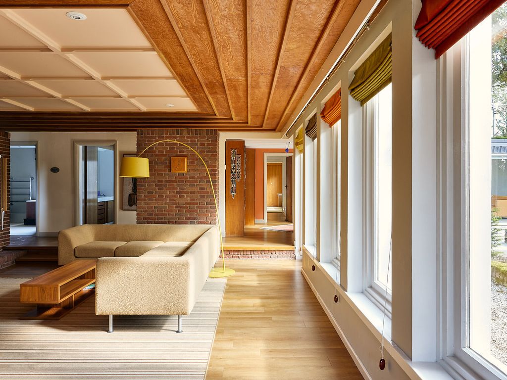 5 bed detached house for sale in Lichfield Road, Stone, Staffordshire ST15, £1,000,000 Zoopla