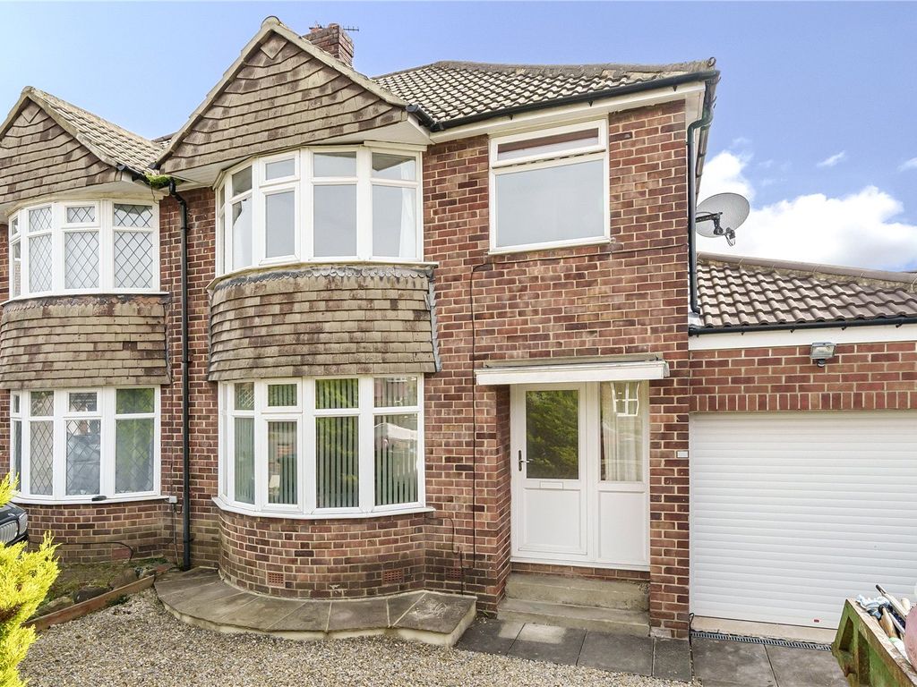 3 bed semidetached house for sale in Hillingdon Way, Leeds, West