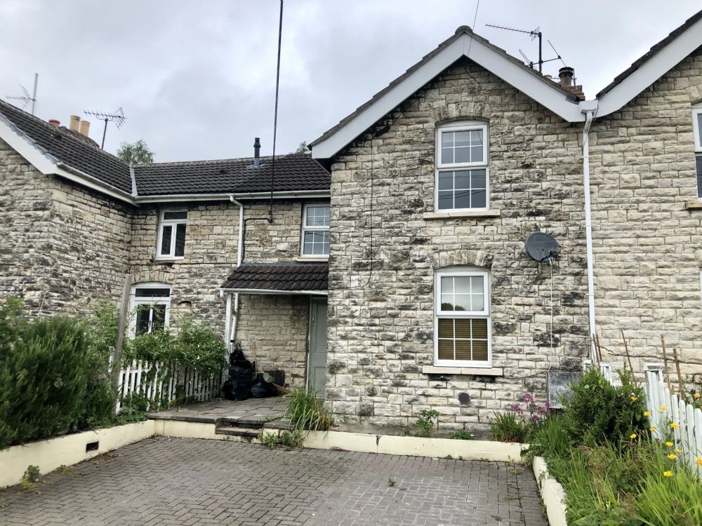 2 bed terraced house to rent in Waldegrave Terrace, Radstock BA3, £925