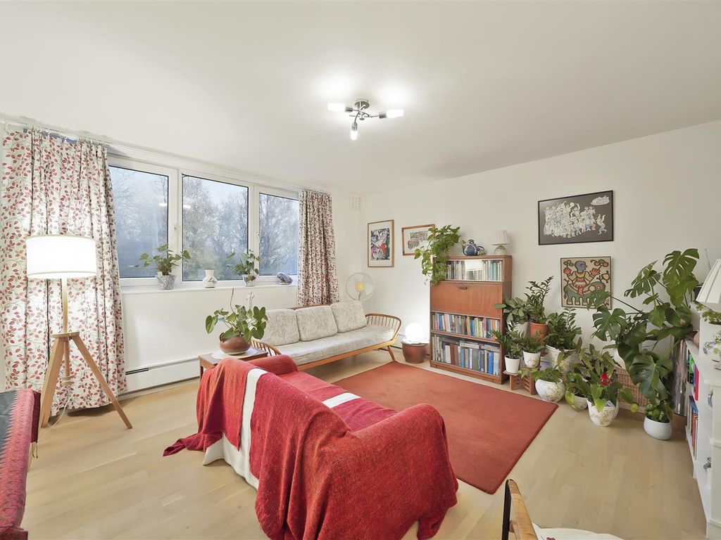 2 bed flat for sale in Belmont Hill, London SE13, £350,000 Zoopla