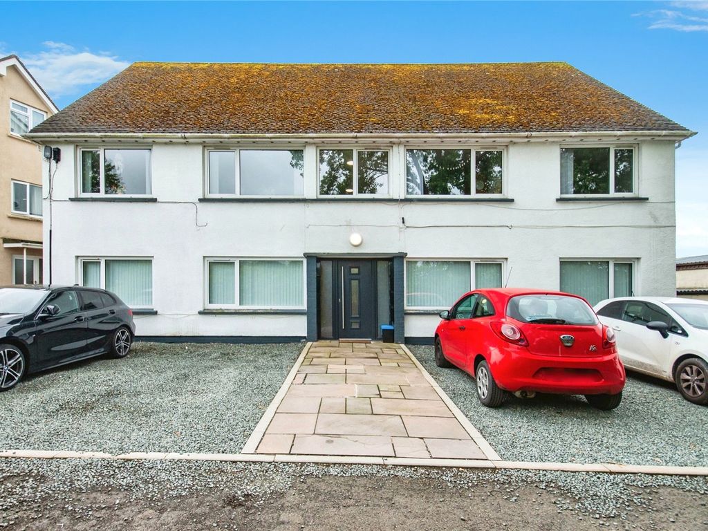 1 bed flat for sale in Lon Hendre, Waunfawr, Aberystwyth, Ceredigion